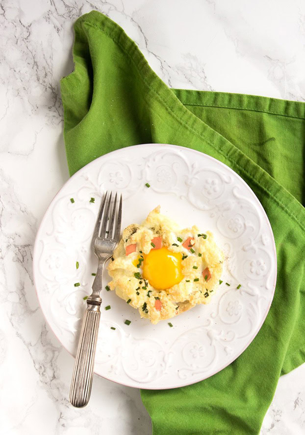 Eggs in a Cloud - 18 Vegetarian Breakfast Ideas | hurrythefoodup.com