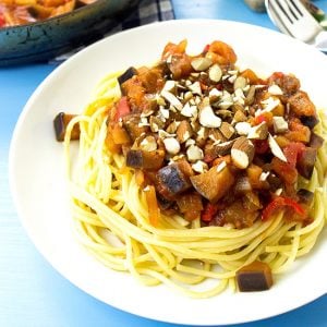 Pasta Arrabiata – Spice Up Your Food Life | hurrythefoodup.com