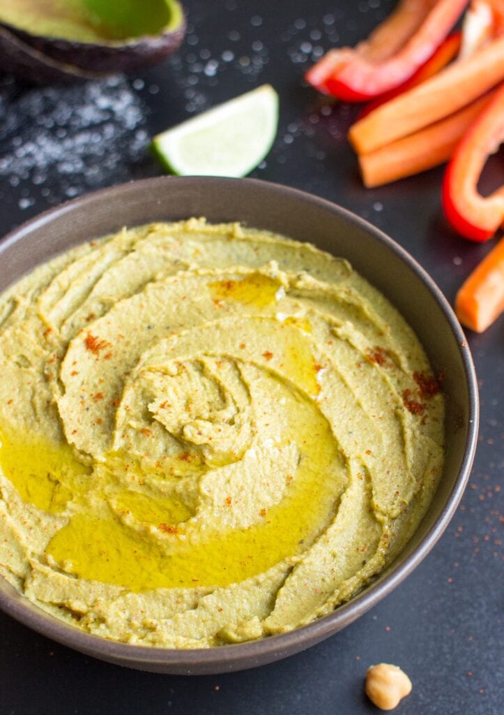 Avocado Hummus (or how to be the cool kid at the party) | hurrythefoodup.com