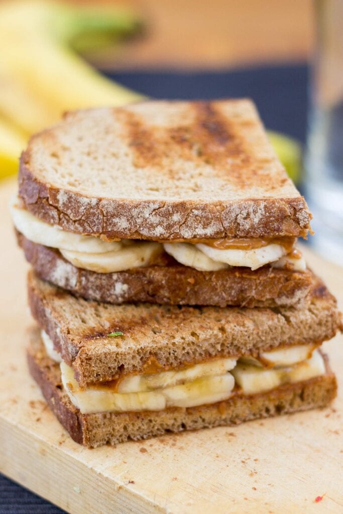 Anti Hangover Peanut Butter Banana Sandwich. Ready in 8 mins. | #hangover #vegan | hurrythefoodup.com