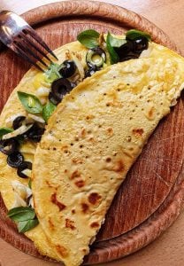 The pancake serving #chickpea flour #basil | hurrythefoodup.com