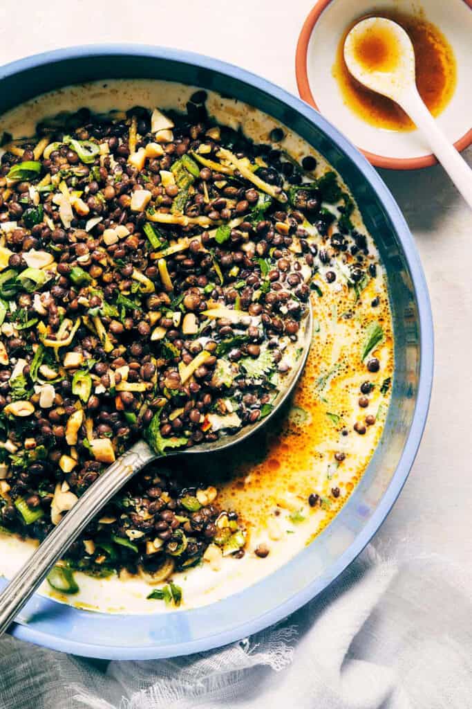 30 Healthy Vegetarian Lunch Ideas for Weight Loss - Curry Lentil Salad | Hurry The Food Up