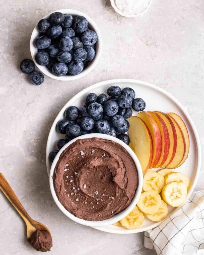 Vegan Dark Chocolate Dessert Hummus - Low Calorie Desserts under 100 Calories | Hurry The Food Up