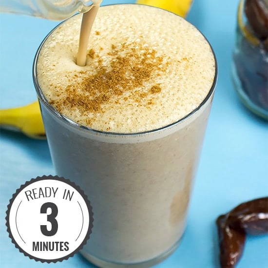 Delicious Date Smoothie - Vegan, high in Omega 3 | hurrythefoodup.com