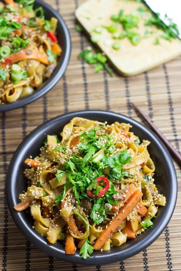 Fiery Dragon Noodles #vegetarian #asian #noodles | hurrythefoodup.com