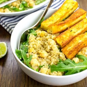 Heavenly Halloumi Salad – Curb Your Hunger | hurrythefoodup.com