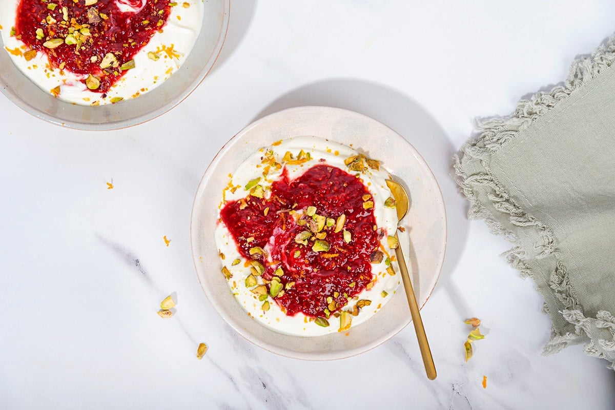 High protein yogurt breakfast with raspberry compote | Hurry The Food Up