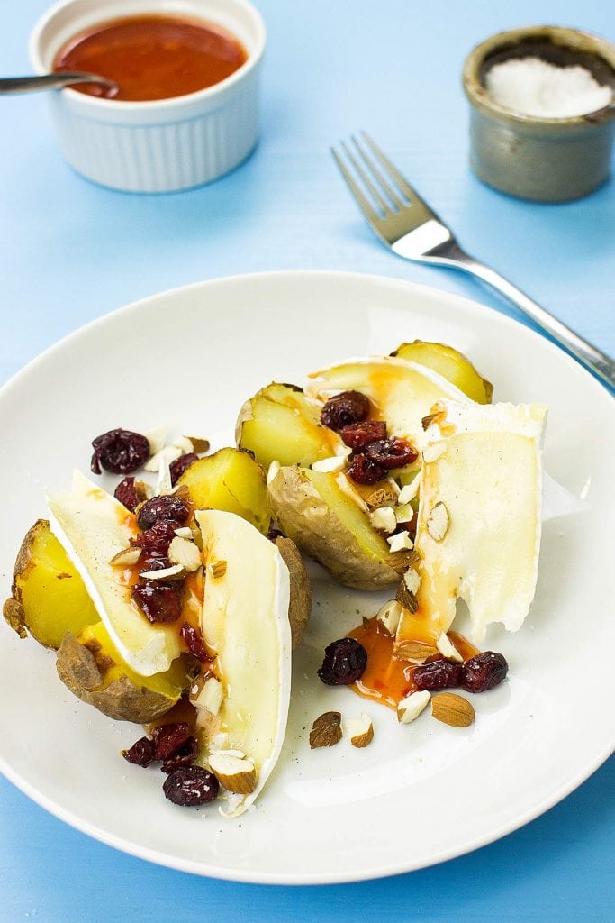 Keeping Up Appearances Baked Potato Recipe | hurrythefoodup.com