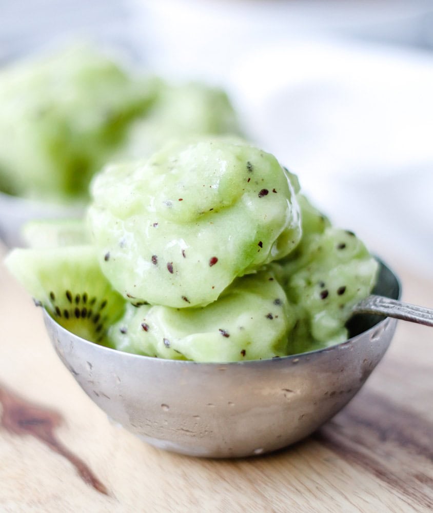 Easy Kiwi Sorbet Recipe - Low Calorie Desserts under 100 Calories | Hurry The Food Up