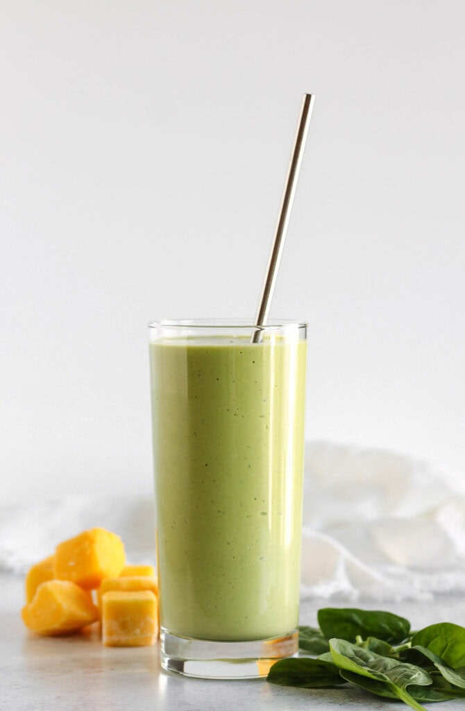 Mango Spinach Smoothie - Top 10 Mega Smoothies for Weight gain (>450 calories!) | Hurry The Food Up