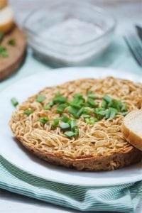 Noodle Omelette - Budget food at its best - noodle omelette ready to serve #dinner #asian | hurrythefoodup.com