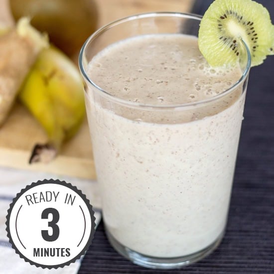 Spicy Kiwi Banana Breakfast Smoothie. High in vitamin C, fiber and potassium. Delicious and tasty.| hurrythefoodup.com