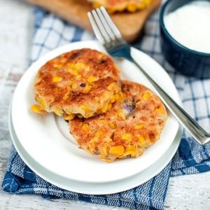 Sweetcorn Fritters - The new kitchen staple | hurrythefoodup.com