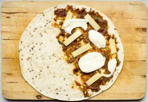 Easy Veggie Quesadillas with a Melted Mozzarella and Cheddar Combo #veggie #quesadilla | hurrythefoodup.com