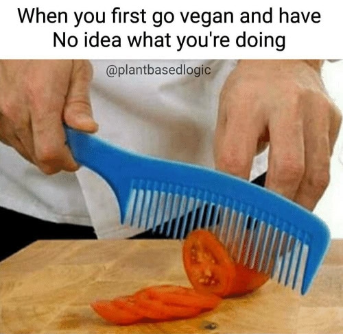 chopping a tomato with a comb